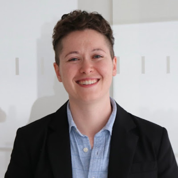 Meet your Posher, Emma - Picture 1 of 1